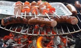 西安烧烤店爆料视频曝光,食品安全问题再引关注